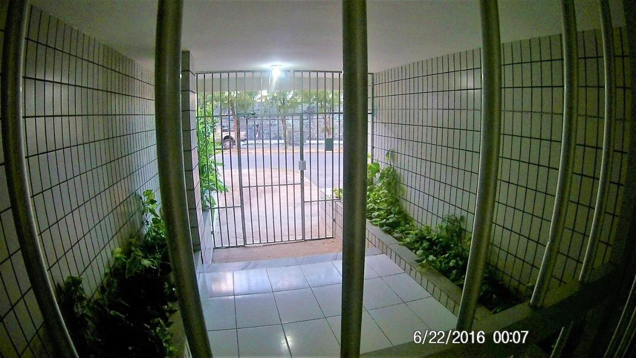 Apartamento Inteiro A 100 Metros Da Praia Fortaleza  Exteriör bild